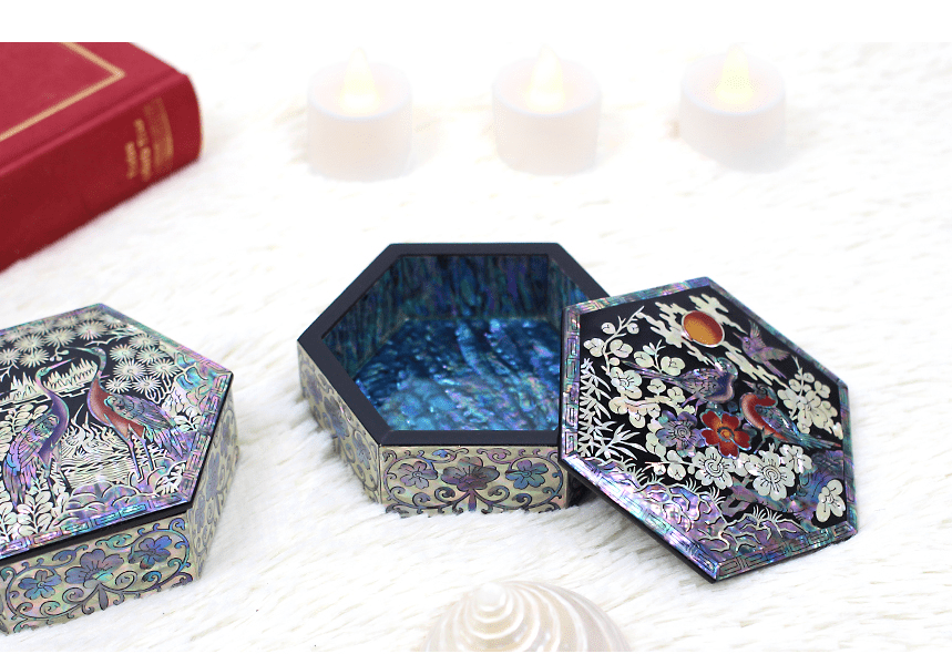 mother-of-pearl colored hexagon jewelery box