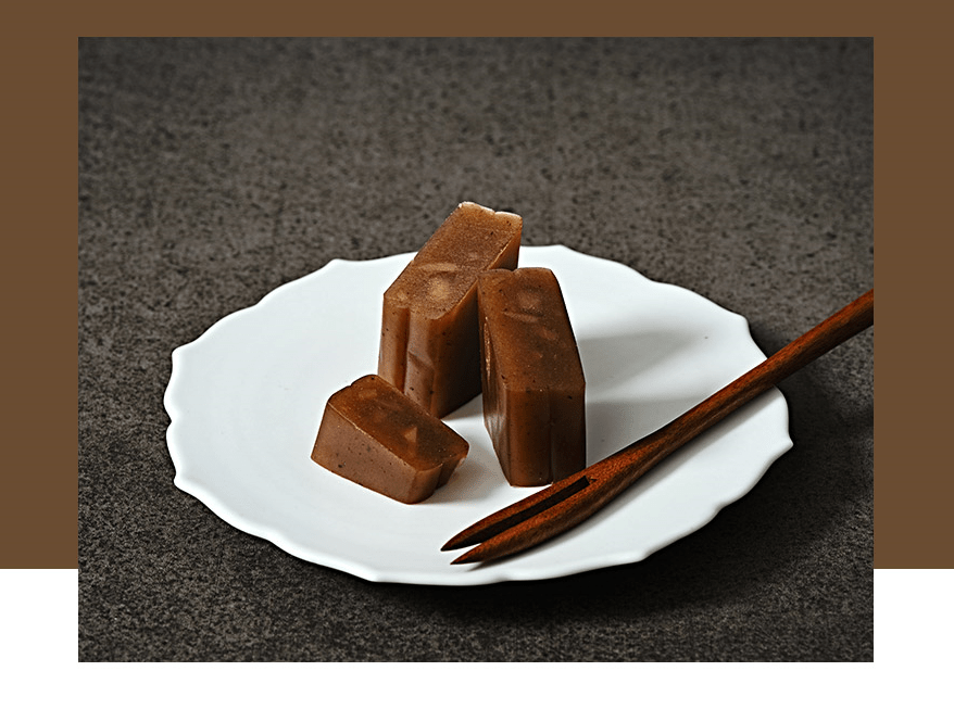 Korean tradition Dessert Chestnut YangGaeng (10 pieces)