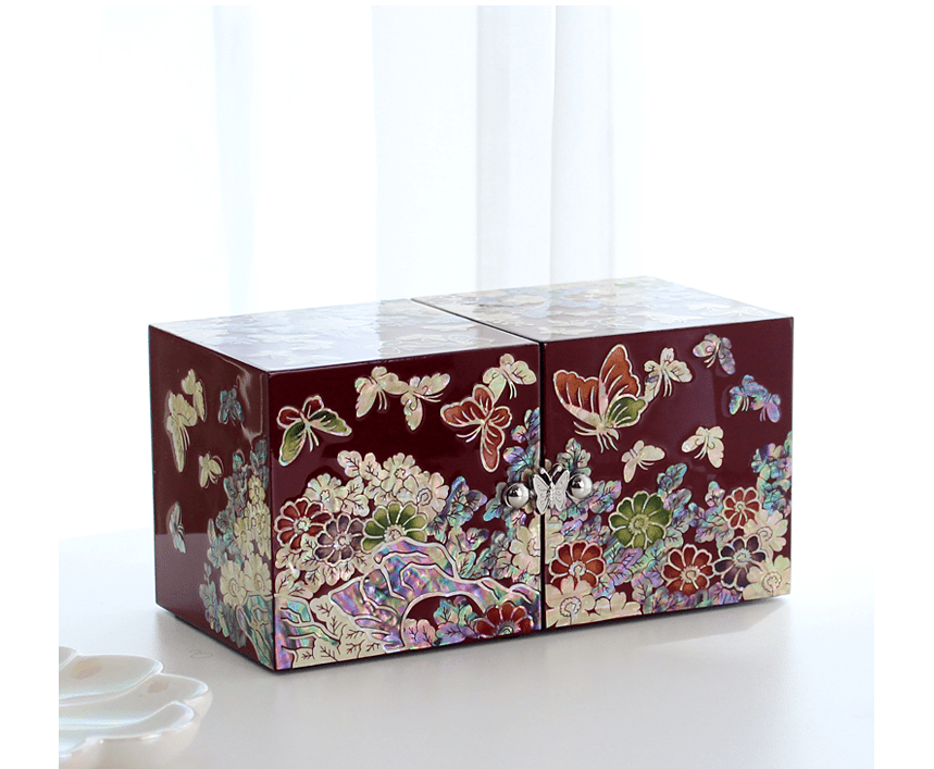Secret jewelry box made by Korean artisans Butterfly / Mother-of-pearl jewelry box